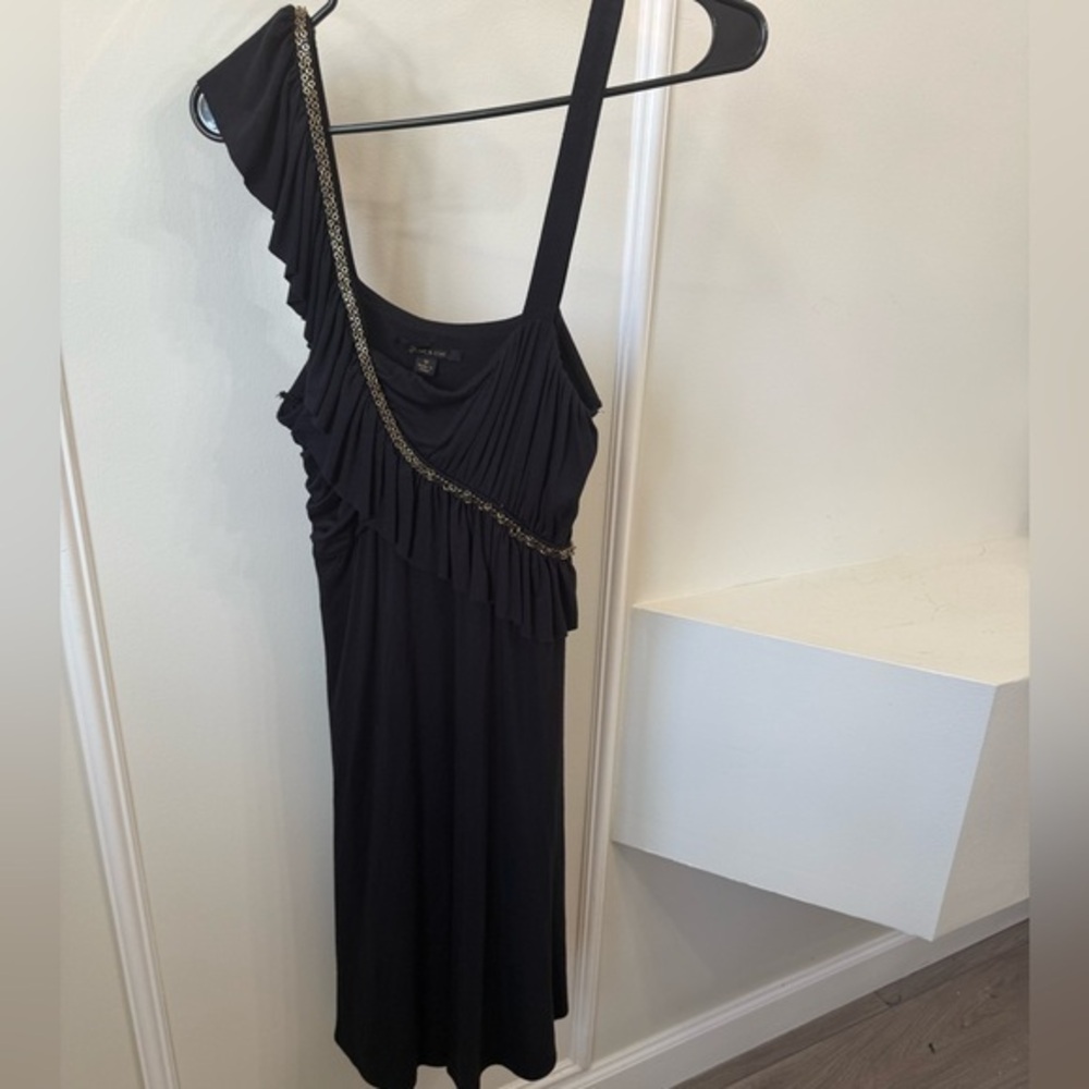 Chic One-Shoulder Black Dress with Ruffle Detail